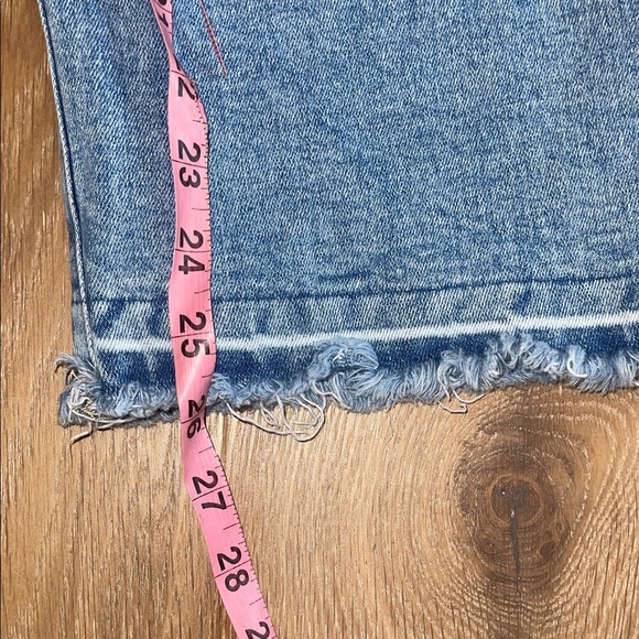 Risen raylee cross over denim
Jeans Stylish Blue Button-Fly Jeans size. 15 32 - Picture 8 of 9